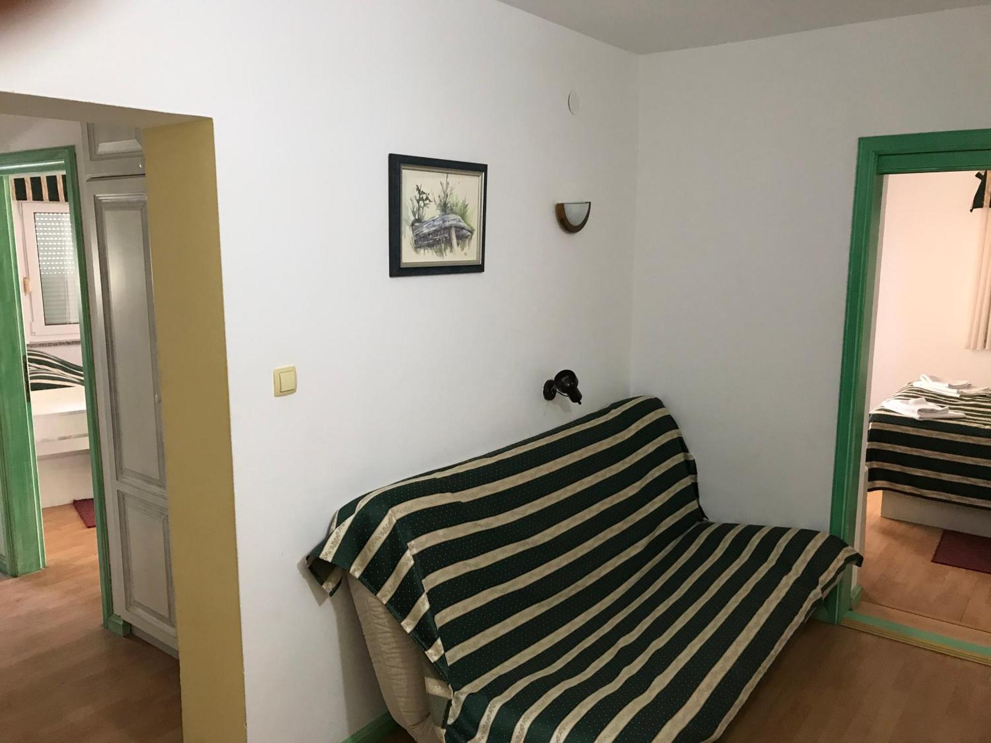 Pansion Dragica Apartment Rab Town Luaran gambar
